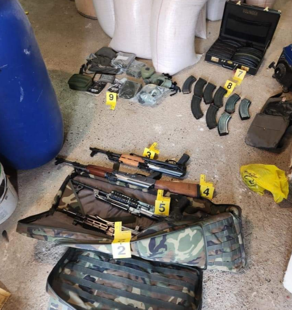 Kosovska policija izvršila raciju na sjeveru: Oduzeto vatreno oružje, eksploziv... - slika 2